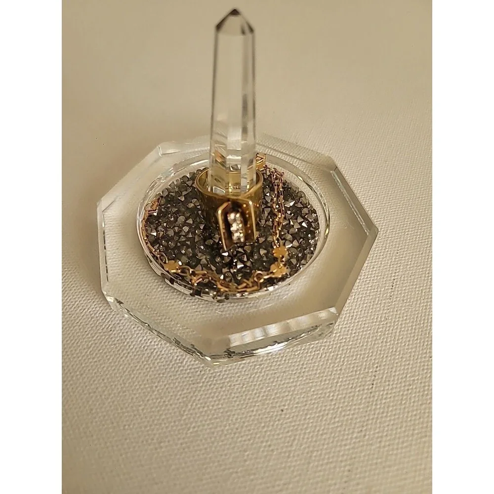 Oleg Cassini Crystal Diamond Ring Holder Signed